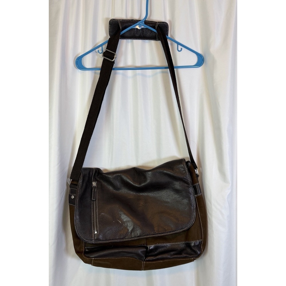 Wilsons Leather Pelle Studio Italian Leather Executive Messenger Bag Briefcase